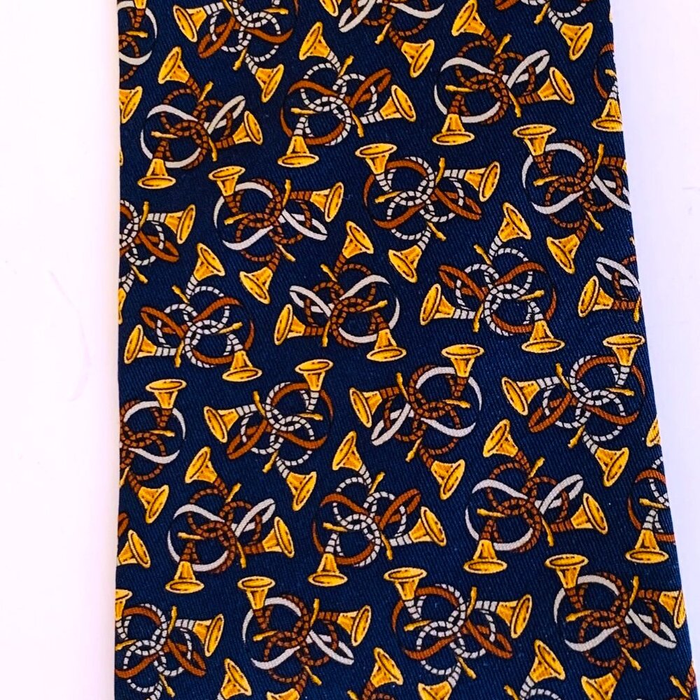 Refined Elegance: Salvatore Ferragamo CHRISTMAS 100% Silk Ties Italian